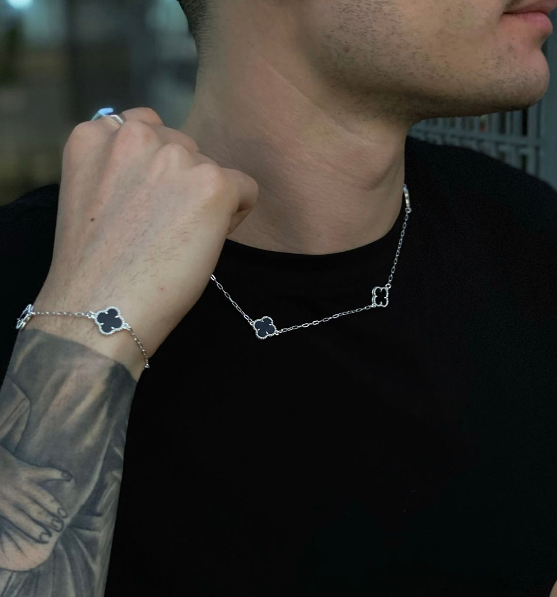 Neckless van cleef for m’en
