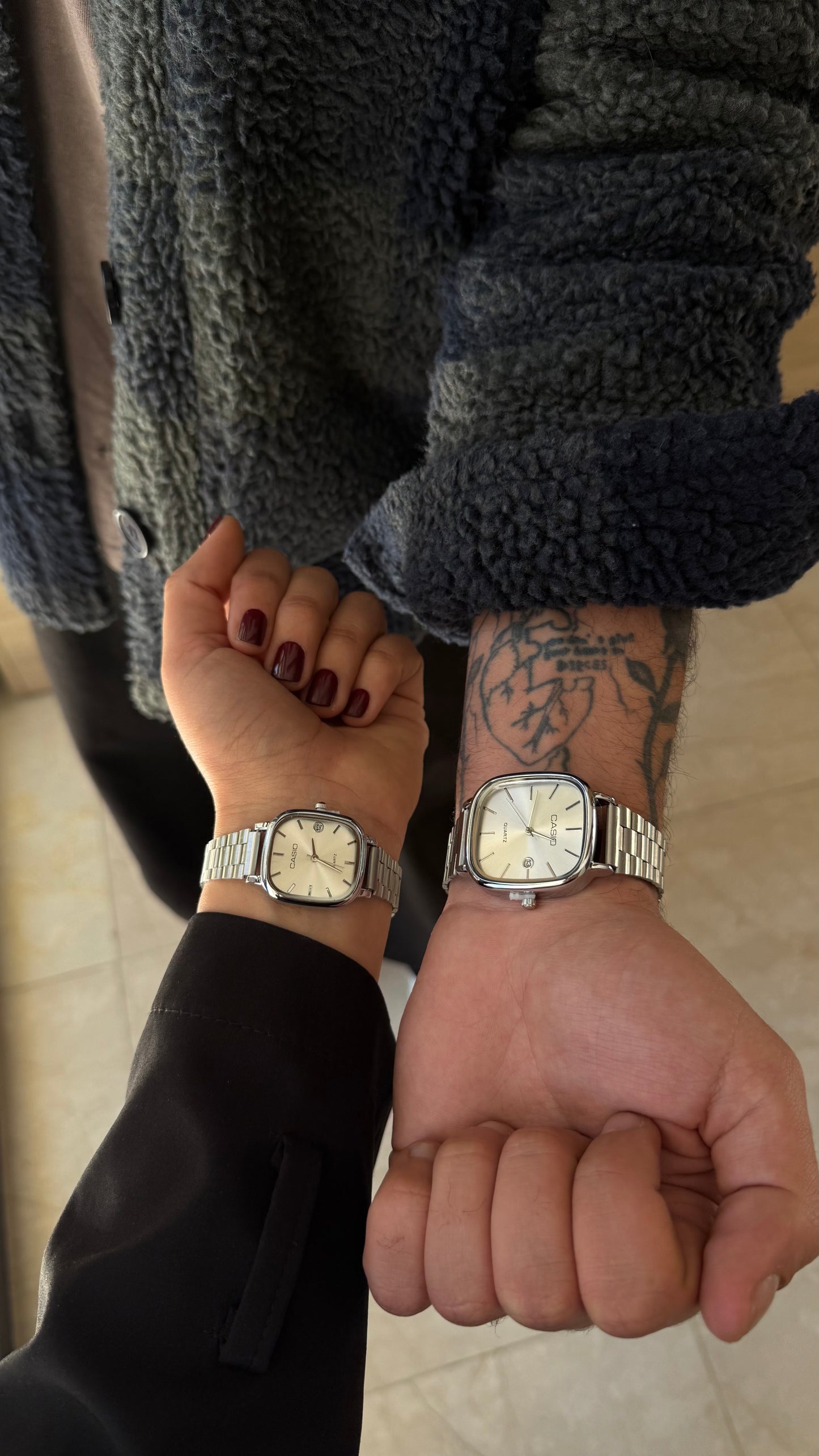 Casio Couple Set – Crème & Silver
