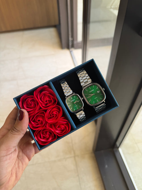 Deux Casio argent vert