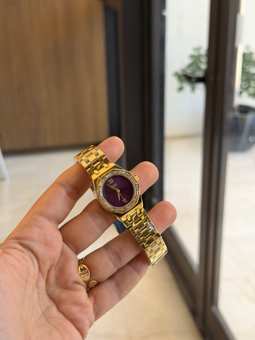 Ieke Gold et Burgandy femme