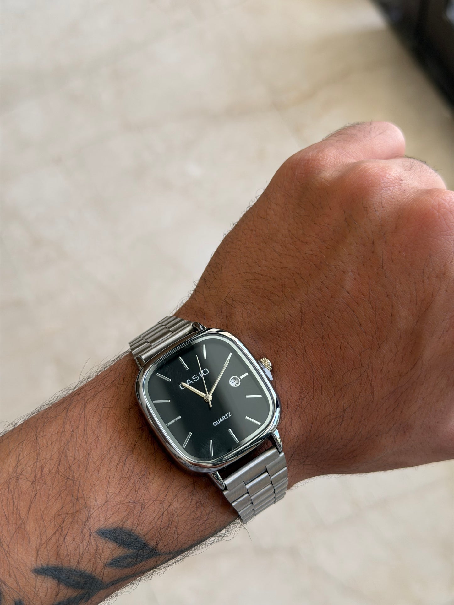 Casio Cushion Silver – Cadran Noir
