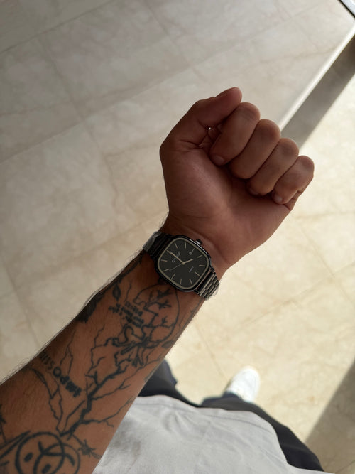 Casio Cushion Full Black – Edition Minuit