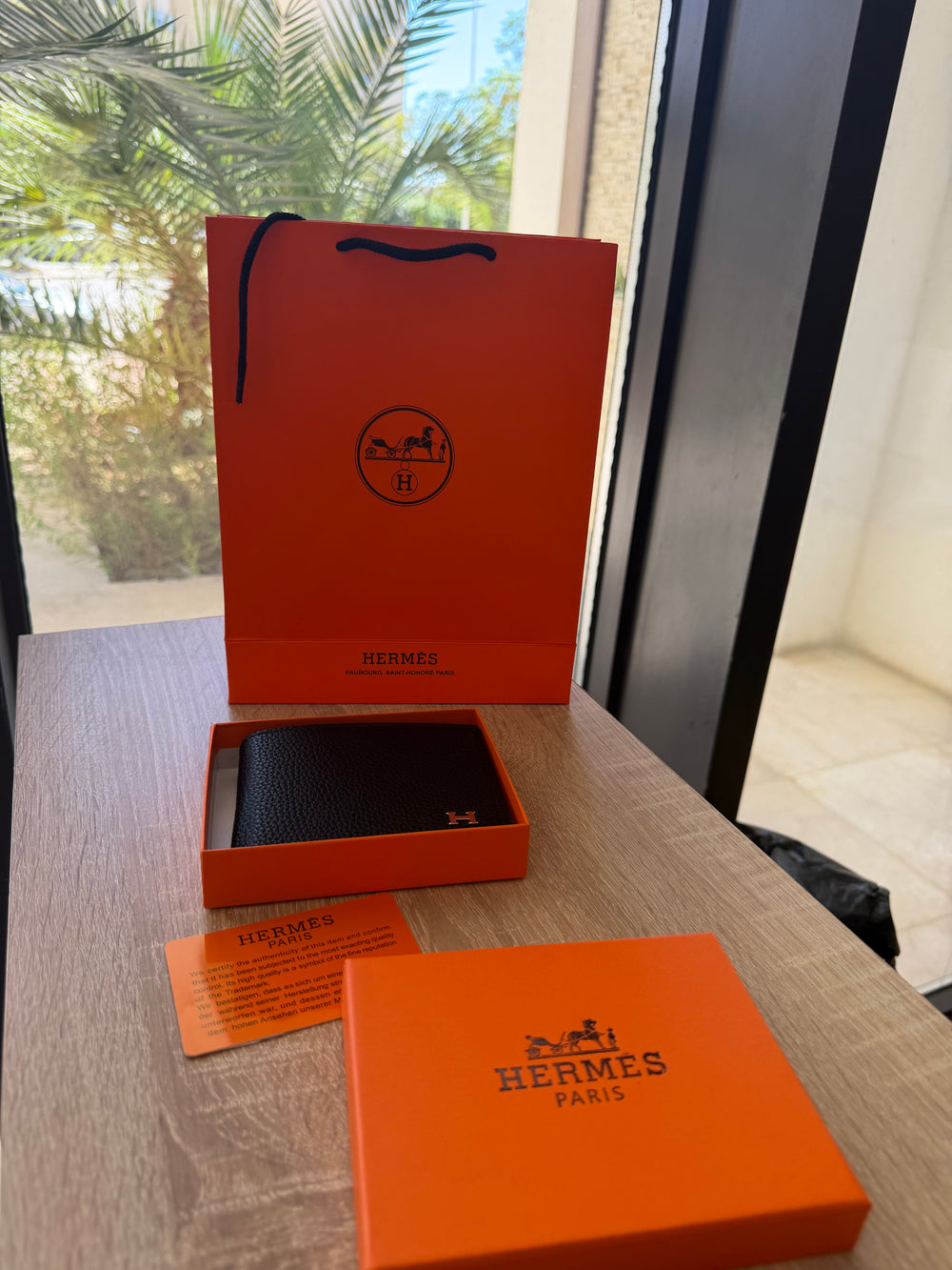 Coffret homme luxe – Portefeuille noir et bracelet assorti