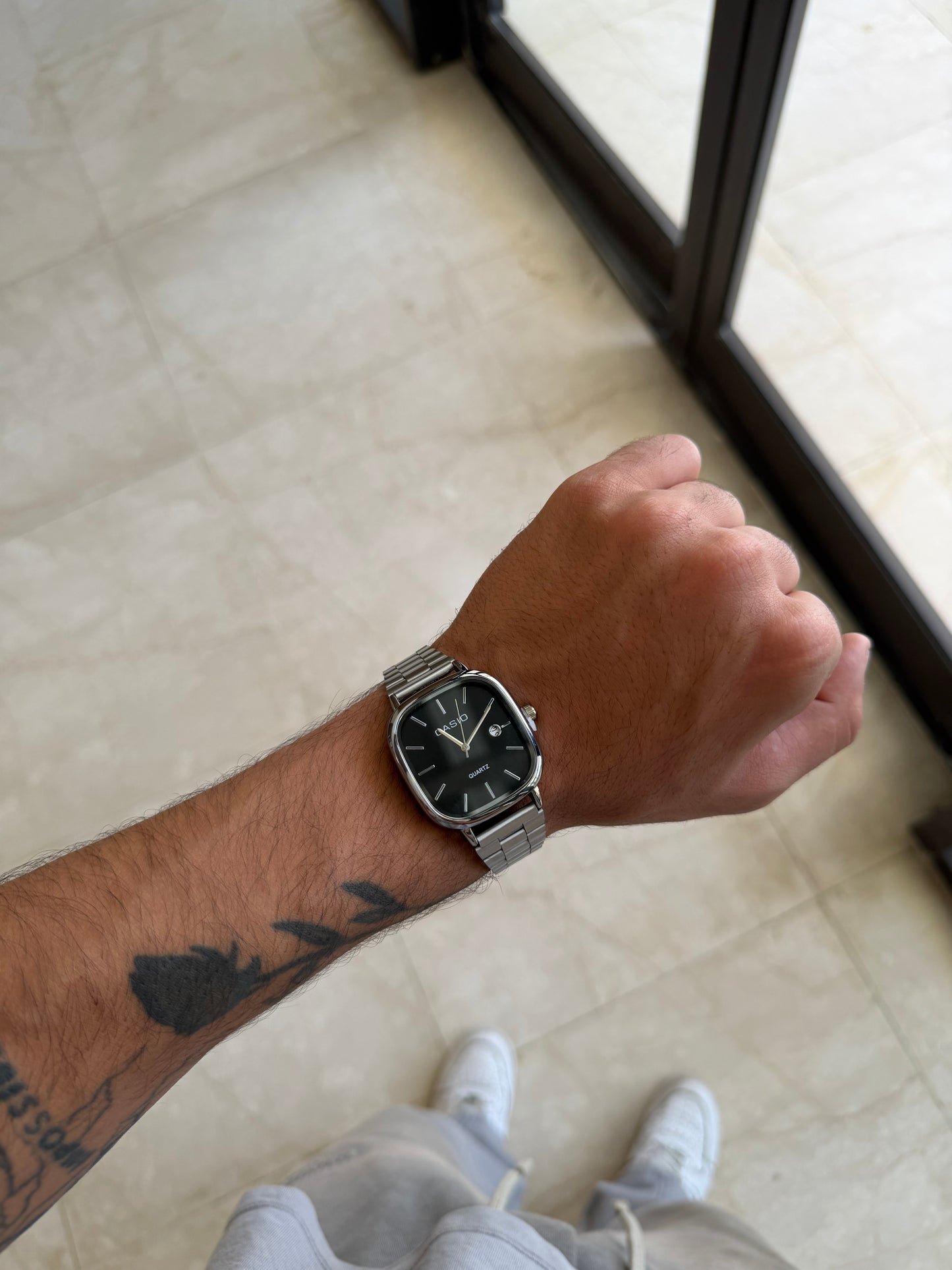 Casio Cushion Silver – Cadran Noir