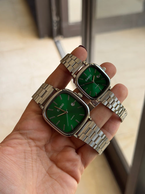 Deux Casio argent vert