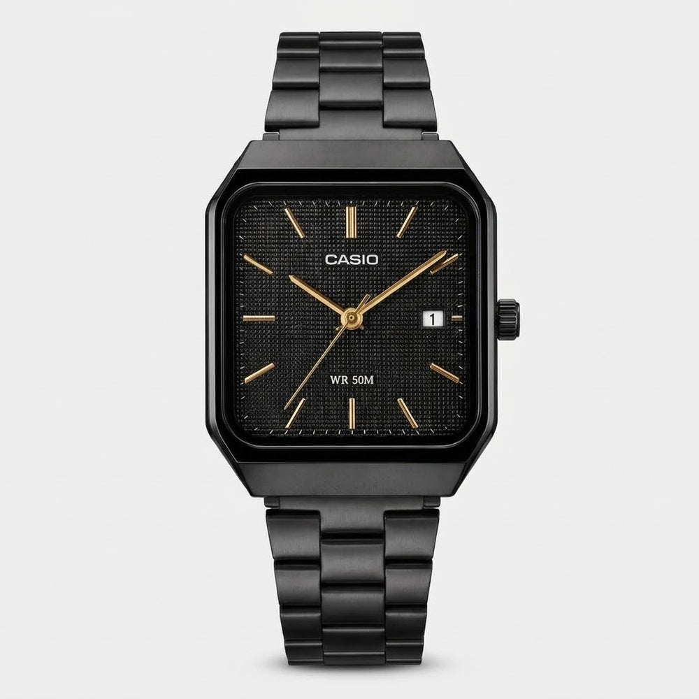 Casio Square Full Black – Edition Nuit (aiguille doré)