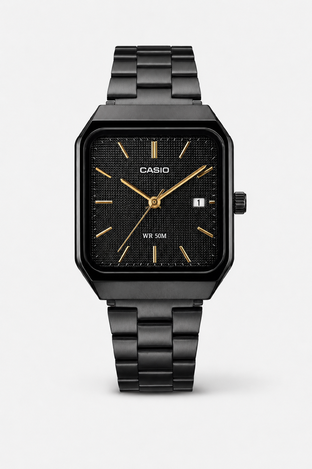 Casio Square Full Black – Edition Nuit (aiguille doré)