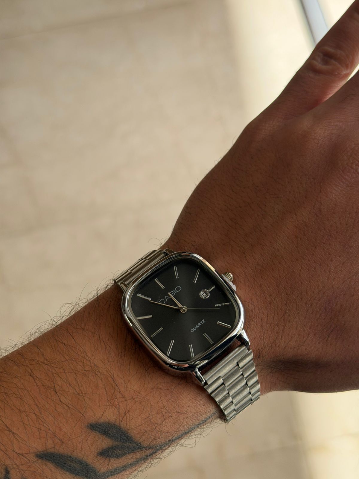 Casio Cushion Silver – Cadran Noir
